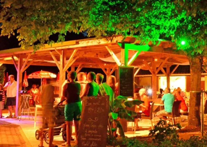 La Clairiere - Aquatique Camping