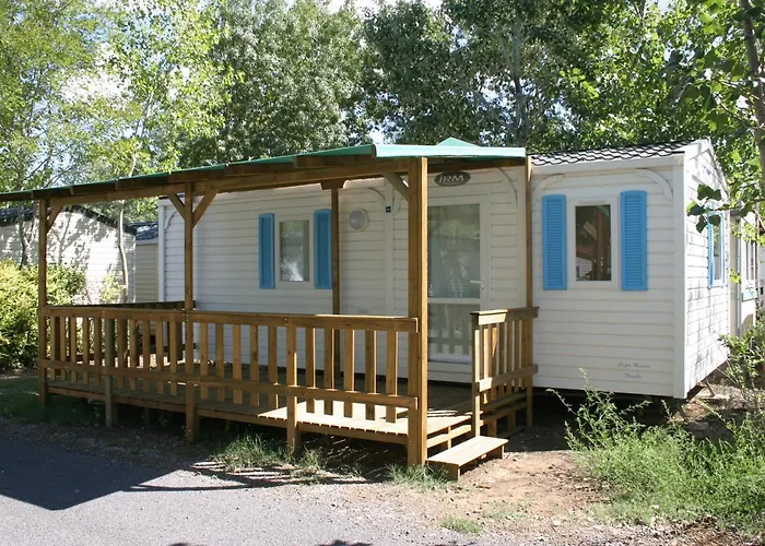 Camping La Clairiere - Aquatique *